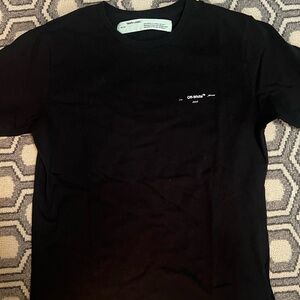 Off White T Shirt size small